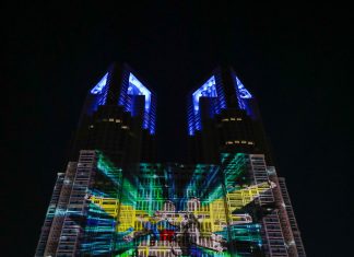 “TOKYO GUNDAM IN THE FUTURE” Lights Up Shinjuku Skyline with Record-Breaking Projection Mapping